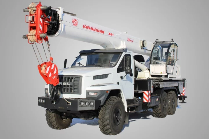 Автокран КАМЫШИН КС-55729-3К-31