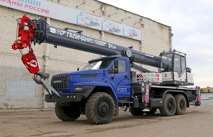 Автокран «Графит» на шасси УРАЛ-4320 NEXT
